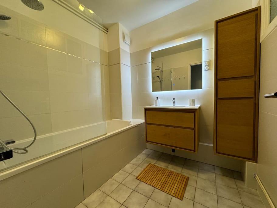 Apartament Le Tiki De Notre-Dame - Duplex Vue Cathedrale Boulogne-sur-Mer Zewnętrze zdjęcie